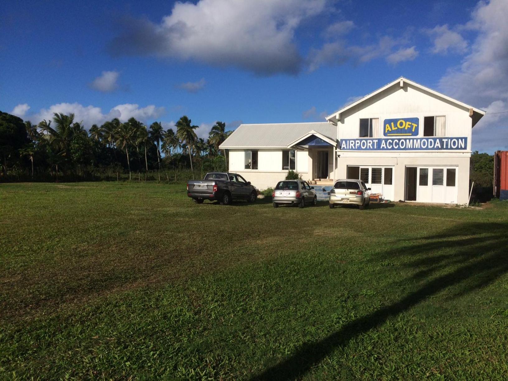 Aloft Airport Accommodation Fua'amotu Exterior foto